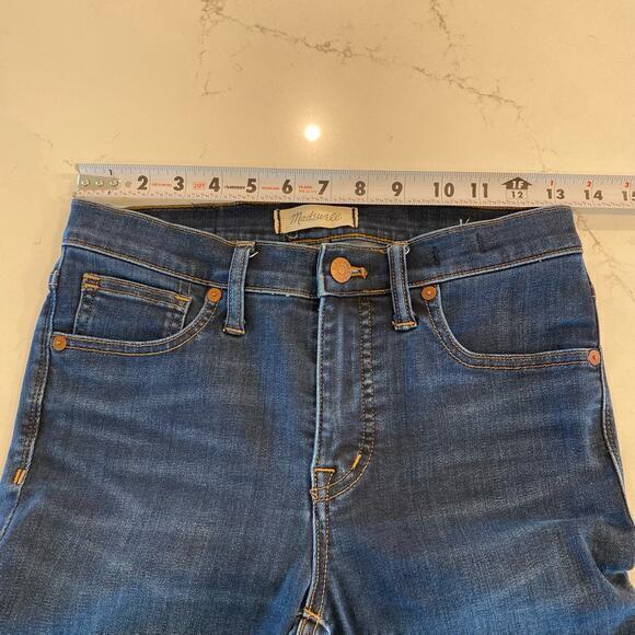 Madewell 9" Mid-Rise Skinny Jeans in Larkspur Wash: TENCEL Denim‎ Edition - Picture 9 of 11